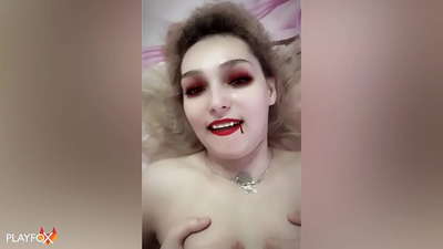 Ivan Helsing hard fucks a sexy vampire and comes on her ass